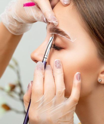 Get the best eyebrows with brow lamination in Beverly HIlls CA